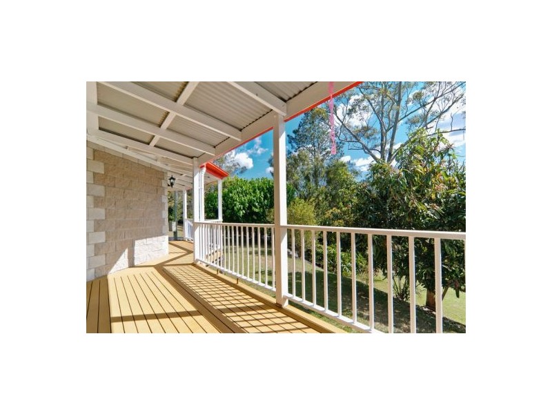 2 Brechin Court, Mooloolah Valley QLD 4553