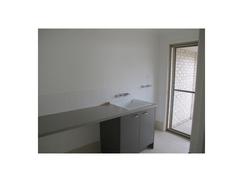 7 Treetop Court, Mooloolah Valley QLD 4553