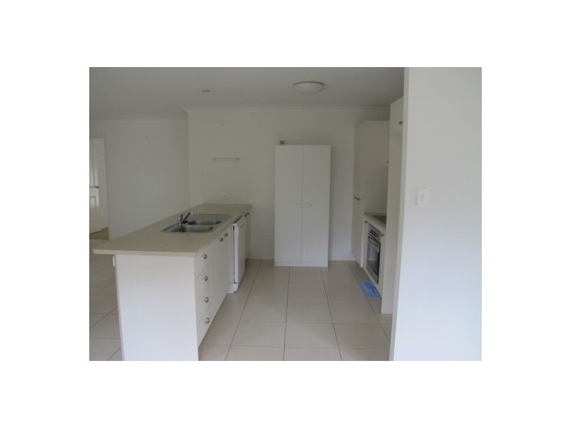 7 Treetop Court, Mooloolah Valley QLD 4553