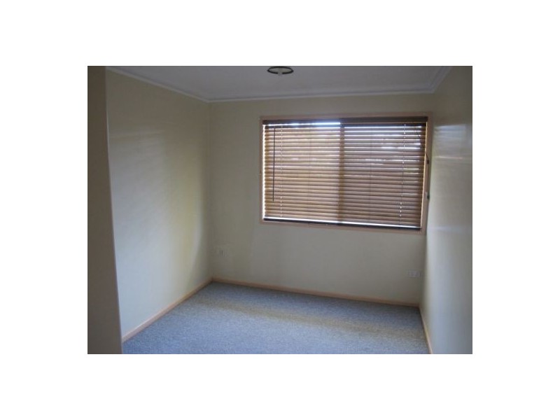 42 Dorson Drive, Mooloolah Valley QLD 4553