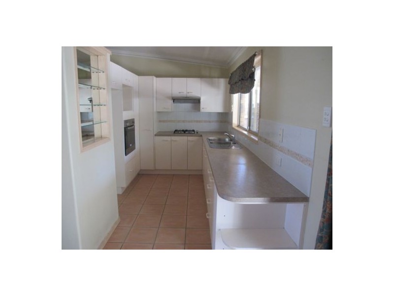 42 Dorson Drive, Mooloolah Valley QLD 4553