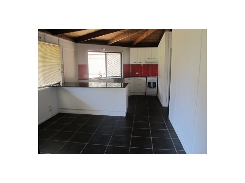 41 Sara Place, Ilkley QLD 4554