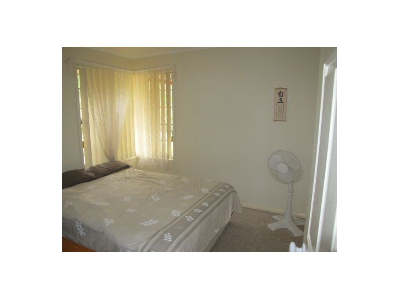 10 Fern Gully Place, Mooloolah Valley QLD 4553