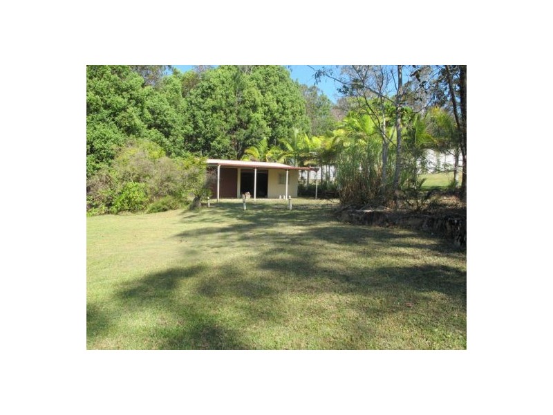 10 Fern Gully Place, Mooloolah Valley QLD 4553