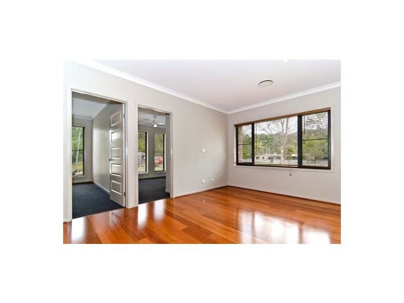 32 Andersen Road, Mooloolah Valley QLD 4553
