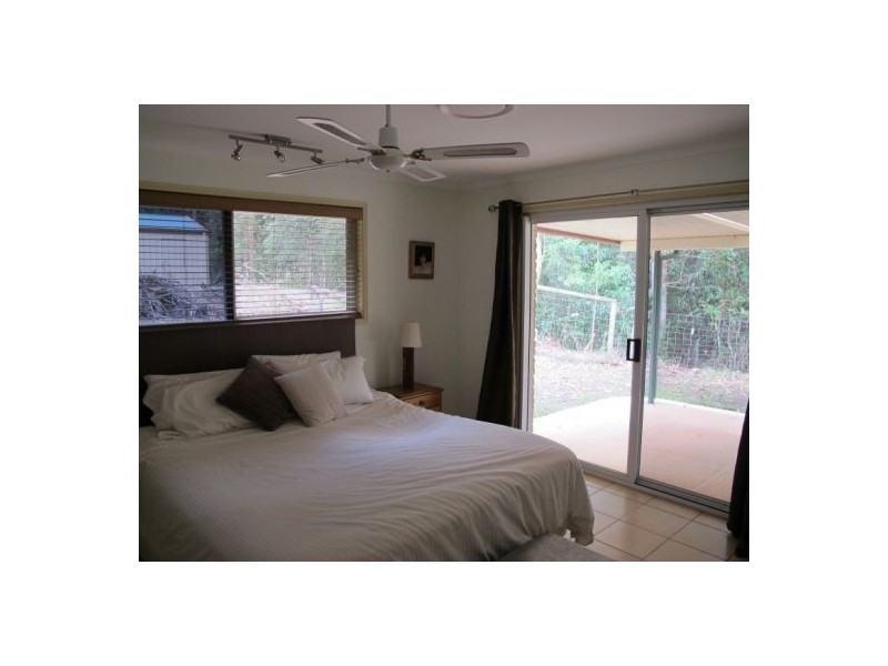 34 Fern Gully Place, Mooloolah Valley QLD 4553