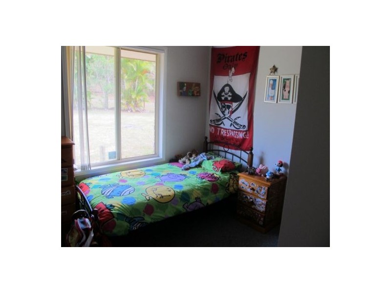 24 South River Drive, Mooloolah Valley QLD 4553