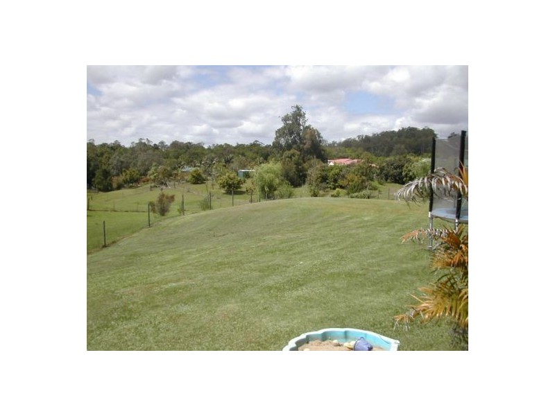 24 Sugar Gum Drive, Mooloolah Valley QLD 4553