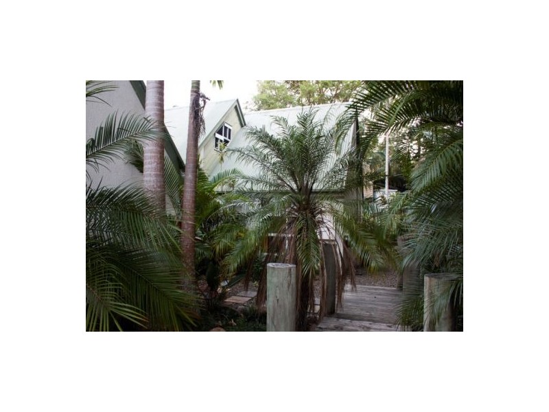 10 McGregor Court, Mooloolah Valley QLD 4553