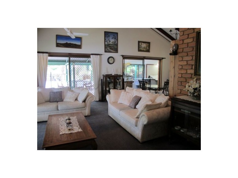 487 Glenview Road, Glenview QLD 4553