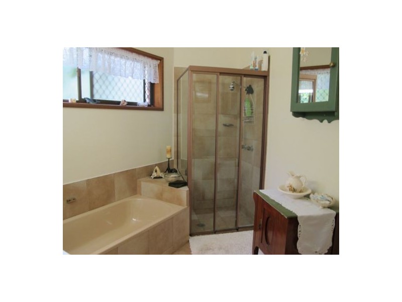 487 Glenview Road, Glenview QLD 4553