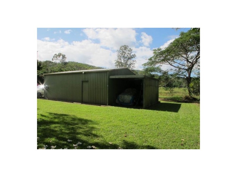 655 Glenview Rd, Glenview QLD 4553