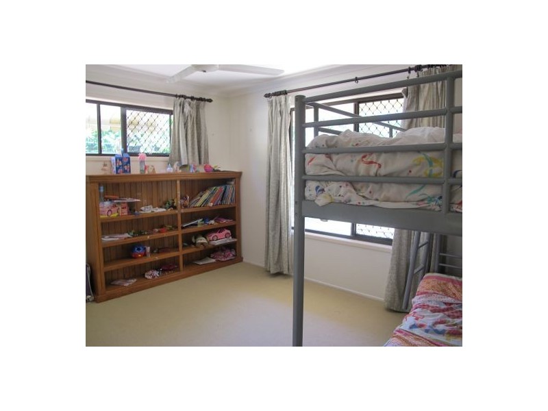 655 Glenview Rd, Glenview QLD 4553