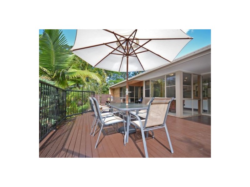 6 Guilfoyle Court, Mooloolah Valley QLD 4553