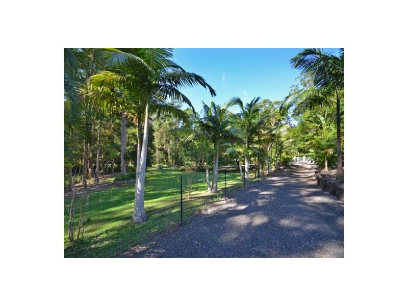 6 Guilfoyle Court, Mooloolah Valley QLD 4553