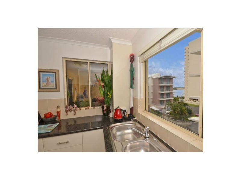 18/132 Duporth Avenue, Maroochydore QLD 4558