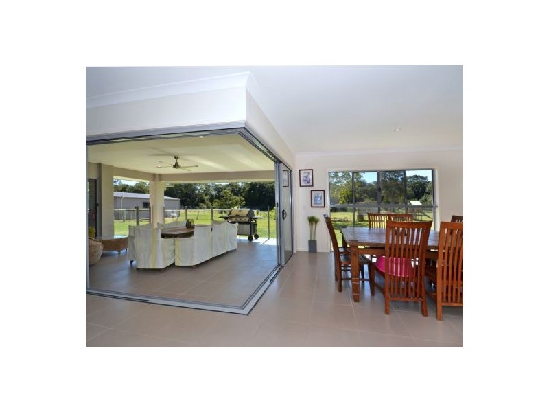 40 Hamilton Close, Mooloolah Valley QLD 4553