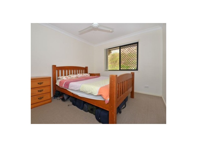 7 Songbird Place, Mooloolah Valley QLD 4553