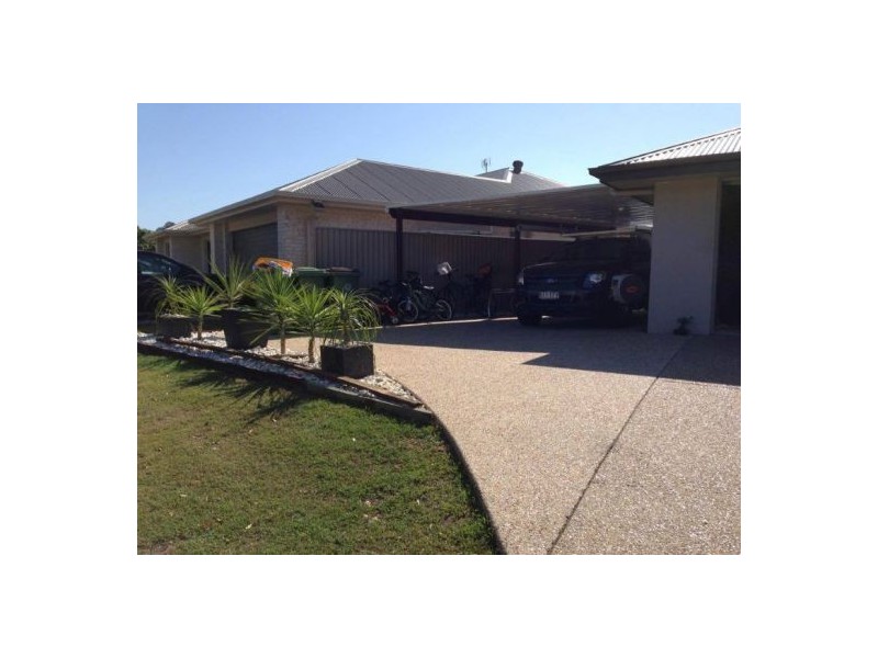 26 Maddock Ave, Mooloolah Valley QLD 4553