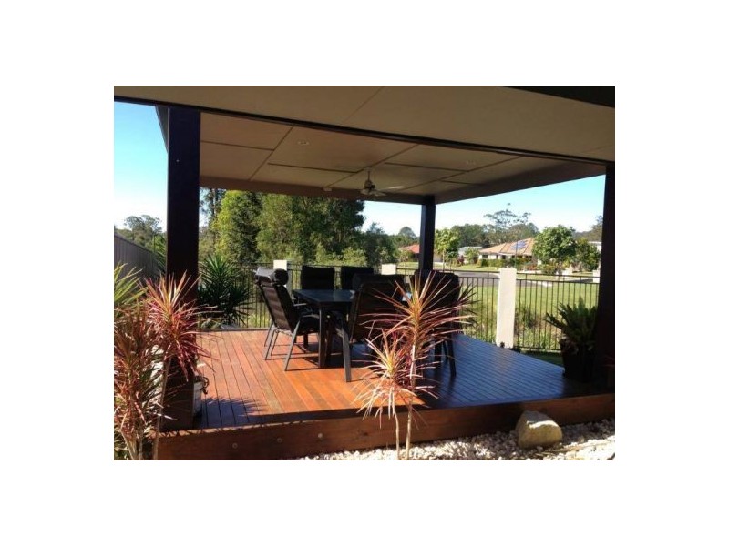 26 Maddock Ave, Mooloolah Valley QLD 4553