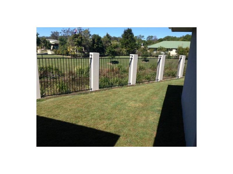 26 Maddock Ave, Mooloolah Valley QLD 4553