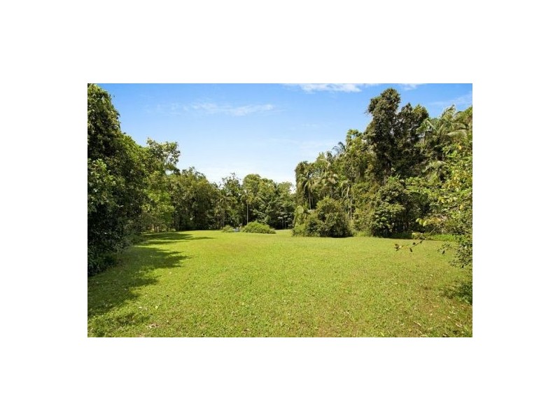 8 Benzara Lane, Mooloolah Valley QLD 4553