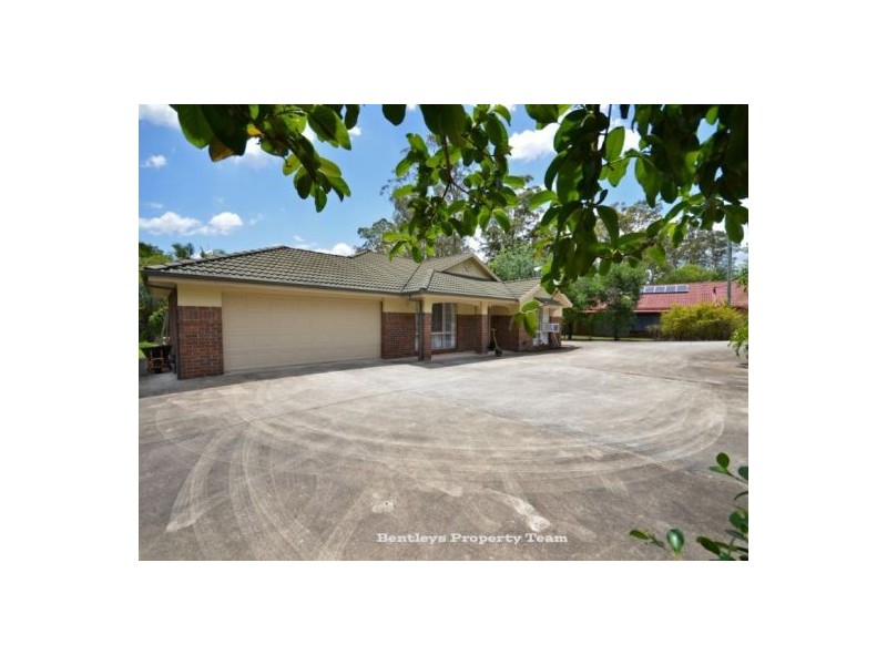 5 River Gum Close, Mooloolah Valley QLD 4553