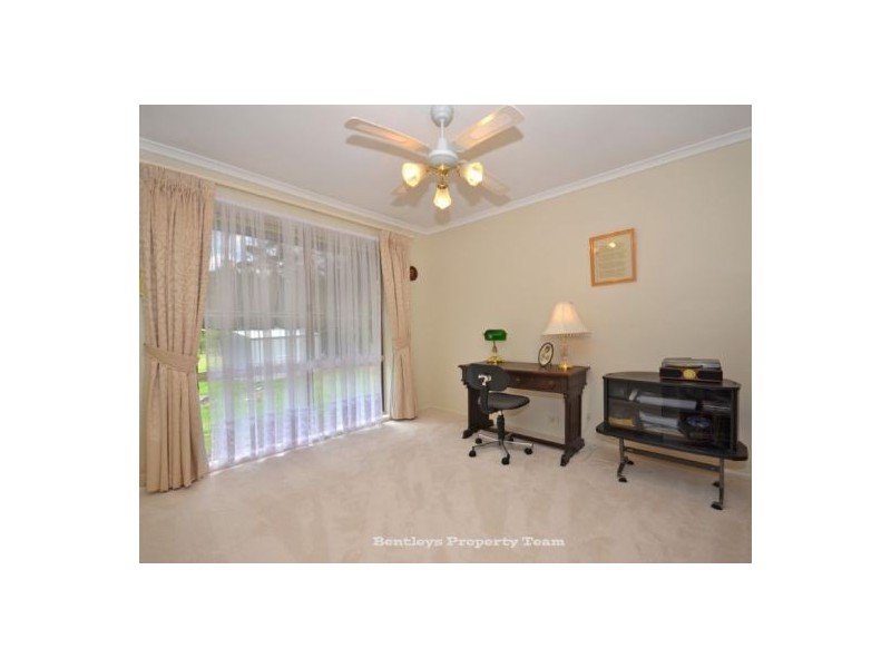 5 River Gum Close, Mooloolah Valley QLD 4553