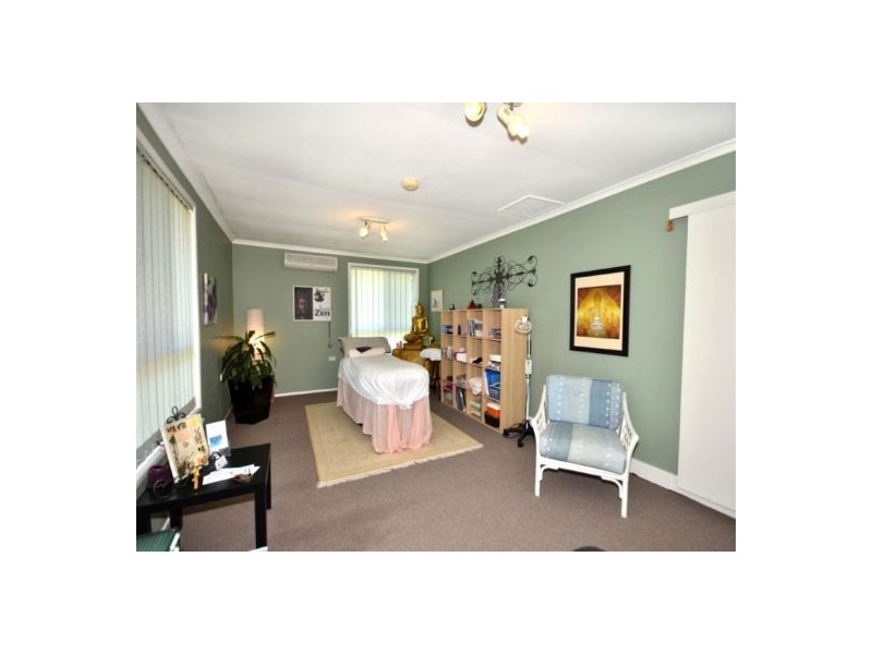 615 Nicklin Way, Wurtulla QLD 4575