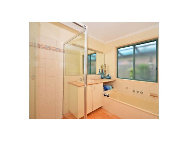 1 Sweetgum Court, Currimundi QLD 4551