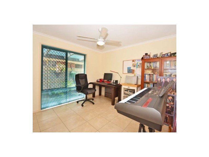 1 Sweetgum Court, Currimundi QLD 4551