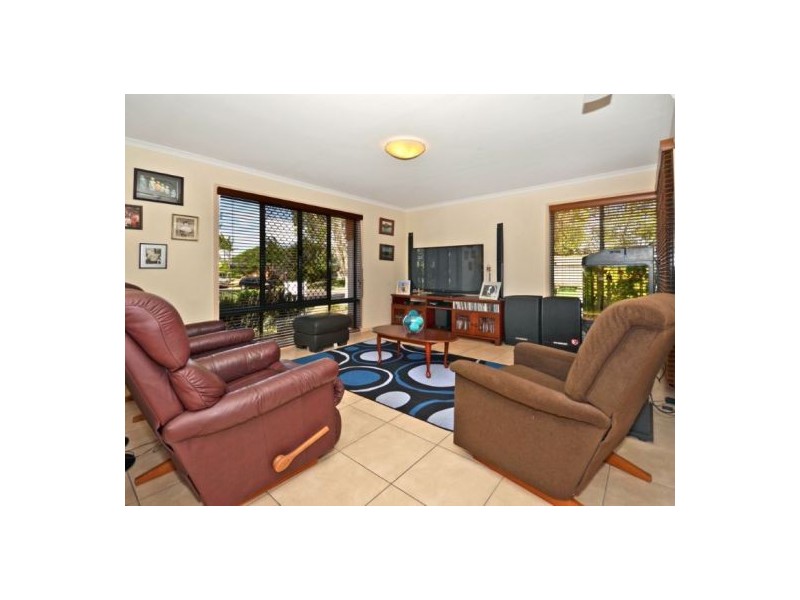 1 Sweetgum Court, Currimundi QLD 4551