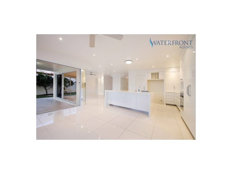 88 Sunbird Chase, Parrearra QLD 4575