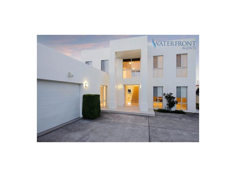 88 Sunbird Chase, Parrearra QLD 4575