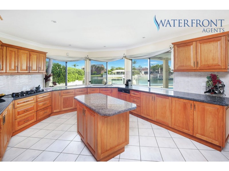 13 Barellan Avenue, Buddina QLD 4575
