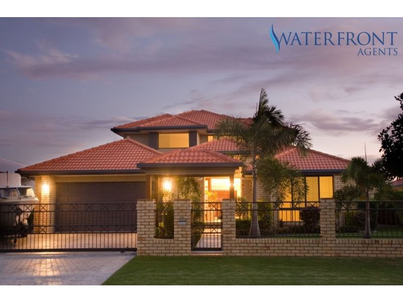 24 Sunbird Chase, Parrearra QLD 4575