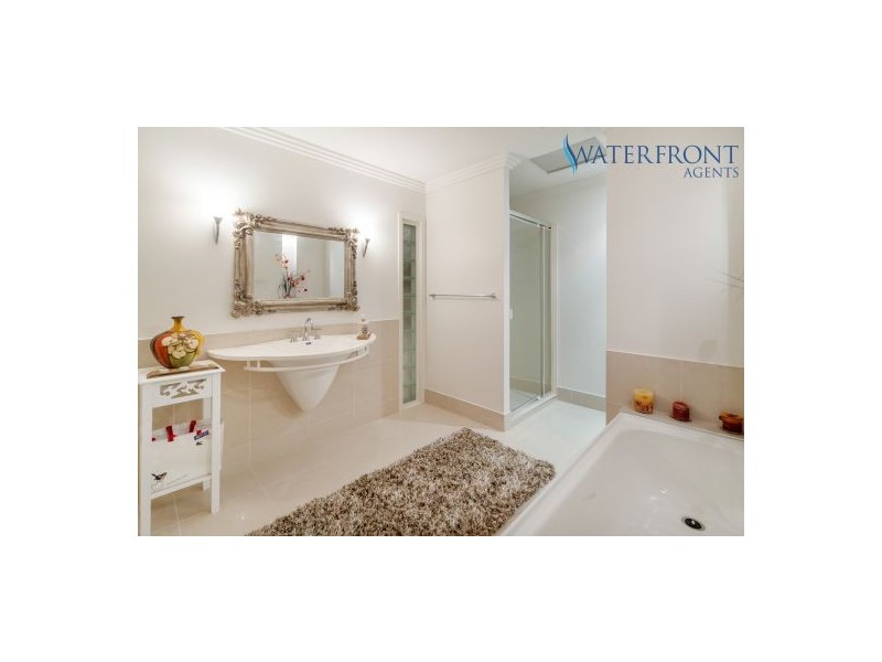 6 Kumbada Court, Minyama QLD 4575
