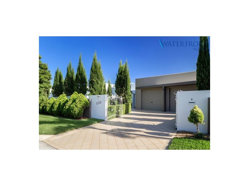 6 Kumbada Court, Minyama QLD 4575