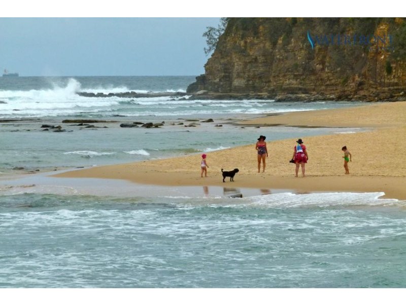 11 Parkana Crescent, Buddina QLD 4575