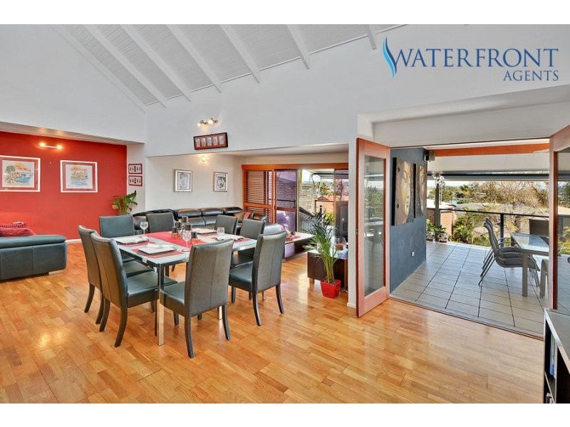 11 Parkana Crescent, Buddina QLD 4575