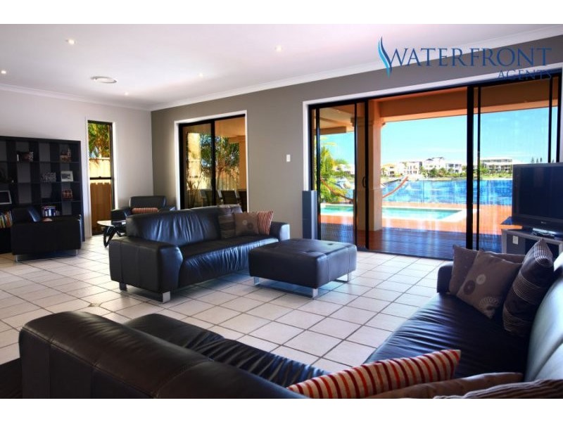 40 Sunbird Chase, Parrearra QLD 4575
