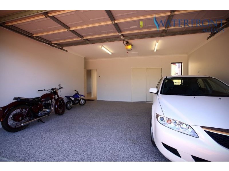 40 Sunbird Chase, Parrearra QLD 4575