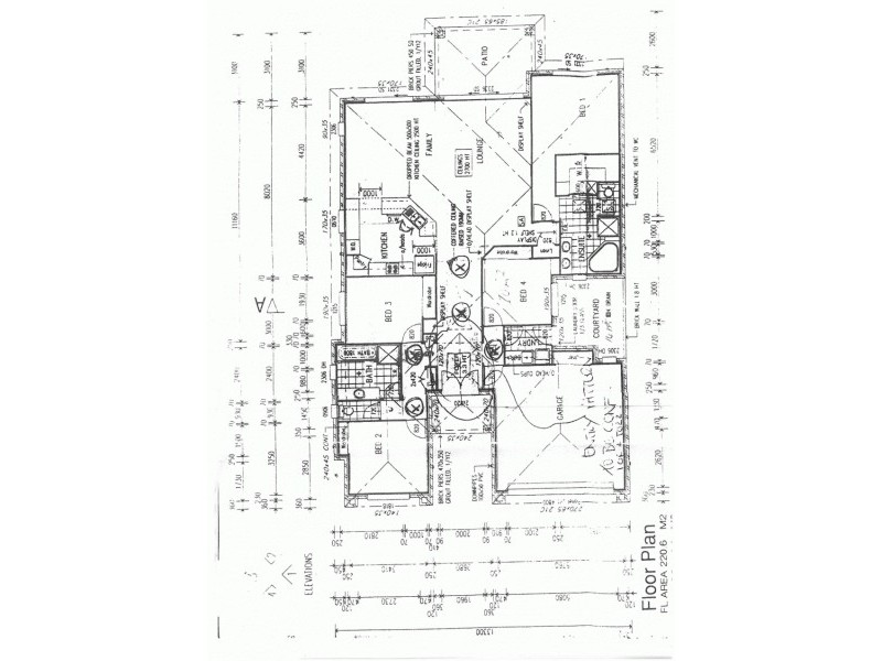 40 Sunbird Chase, Parrearra QLD 4575 Floorplan