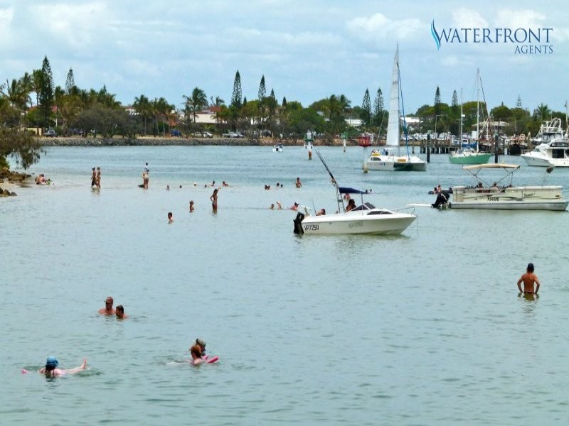 8 Oak Court, Minyama QLD 4575