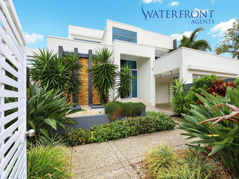 10 Oak Court, Minyama QLD 4575