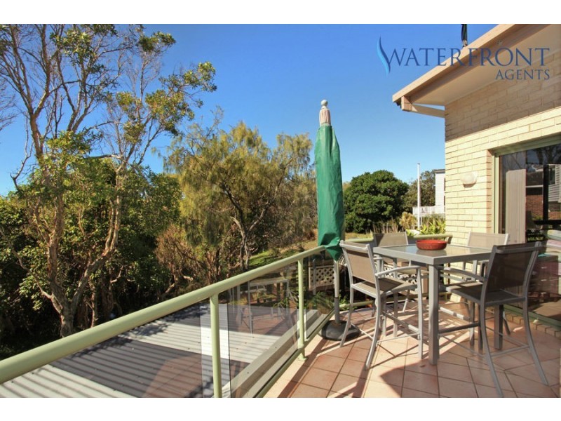 145 Oceanic Drive, Warana QLD 4575