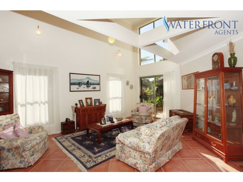 145 Oceanic Drive, Warana QLD 4575