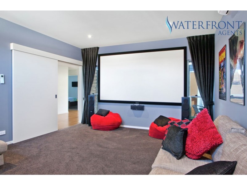 9 Myoora Court, Minyama QLD 4575