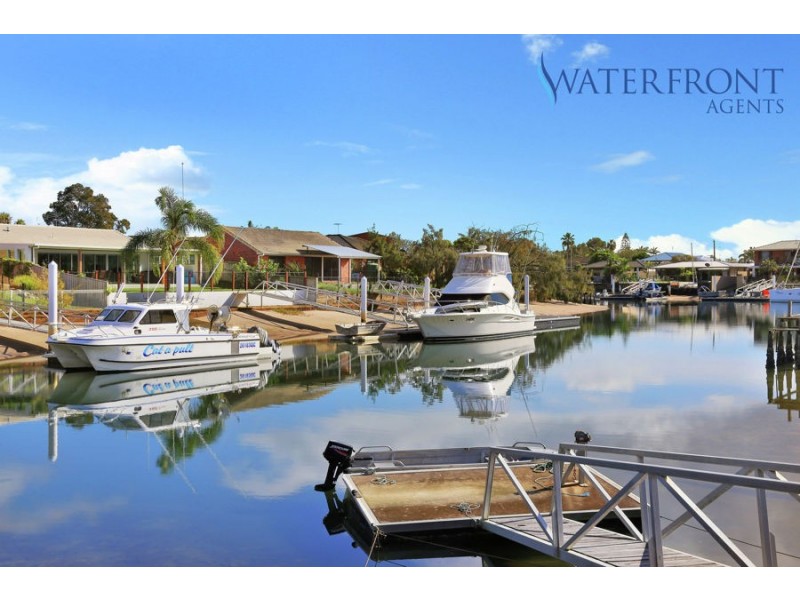1 Wingara Street, Buddina QLD 4575