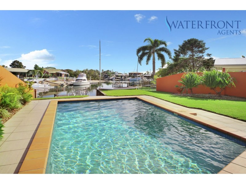 1 Wingara Street, Buddina QLD 4575